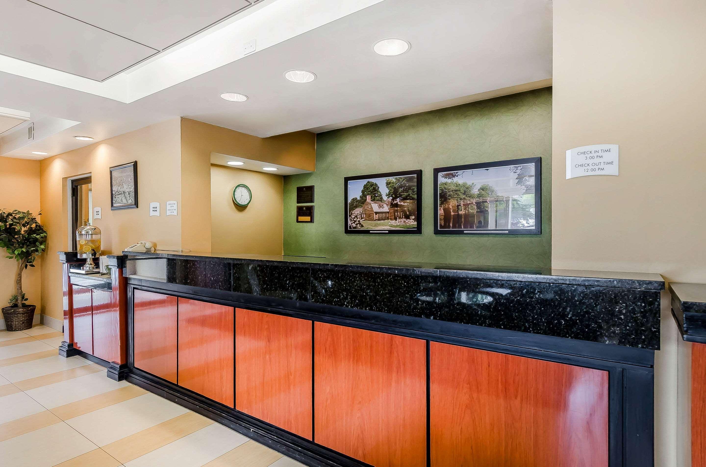 Quality Inn & Suites Lexington Exterior foto
